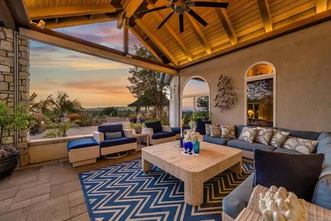 $3,288,747 | 4248 Citrus Drive, Fallbrook, CA 92028