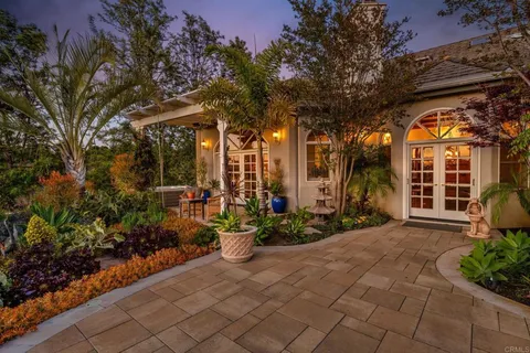 $3,288,747 | 4248 Citrus Drive, Fallbrook, CA 92028
