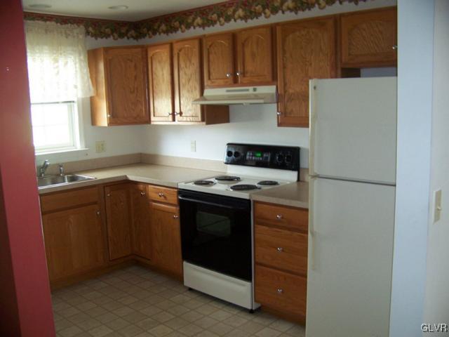 2770 Upstream Farm Road Easton, PA 18040 - Photo 2 of 10 Gallery Image 2
