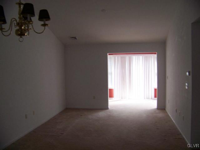 2770 Upstream Farm Road Easton, PA 18040 - Photo 3 of 10 Gallery Image 3