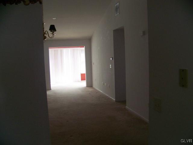 2770 Upstream Farm Road Easton, PA 18040 - Photo 7 of 10 Gallery Image 7