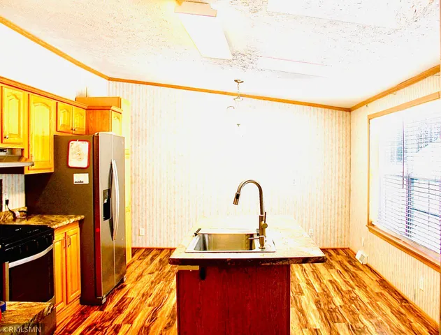 $189,900 | 106 Deerwood Drive, Gilbert, MN 55741