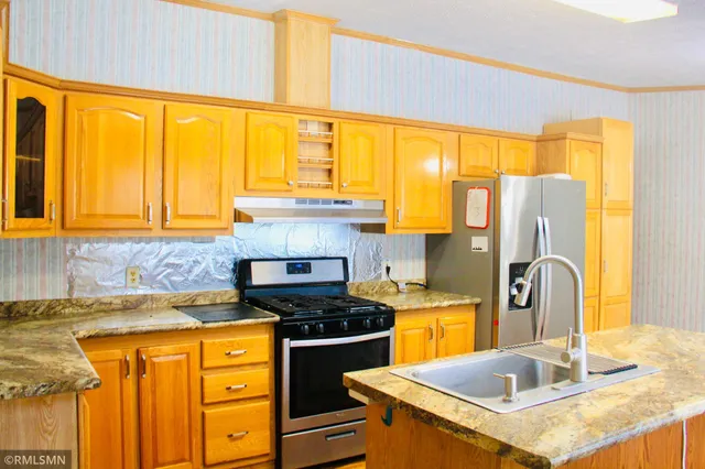 $189,900 | 106 Deerwood Drive, Gilbert, MN 55741