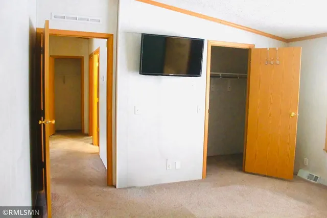 $189,900 | 106 Deerwood Drive, Gilbert, MN 55741