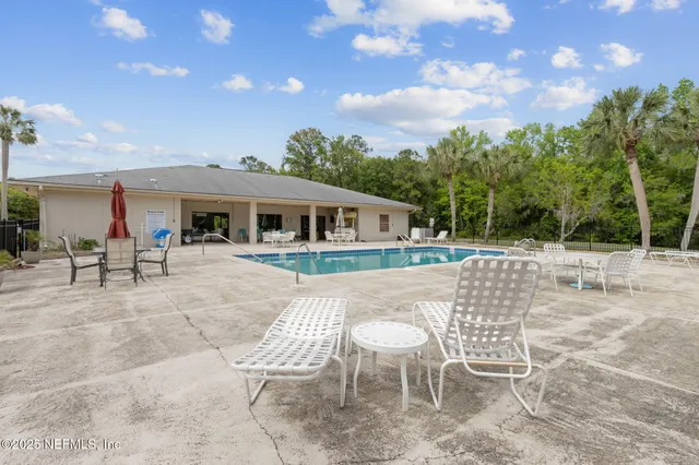 $295,000 | 164 Lake Margo Drive, Satsuma, FL 32189