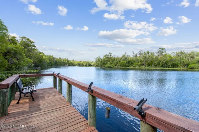 $295,000 | 164 Lake Margo Drive, Satsuma, FL 32189