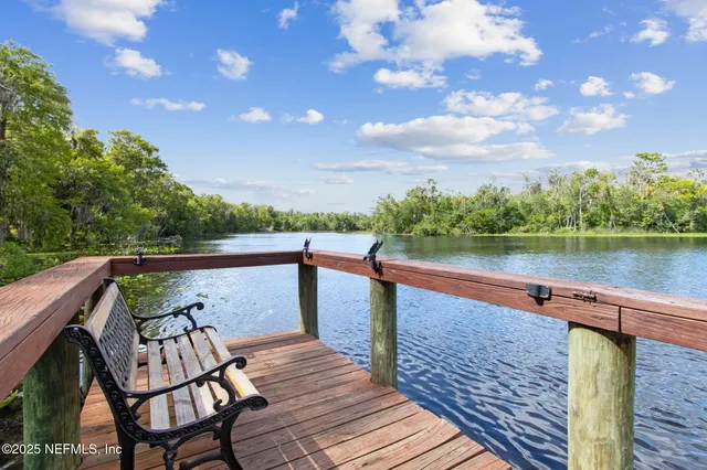 $295,000 | 164 Lake Margo Drive, Satsuma, FL 32189