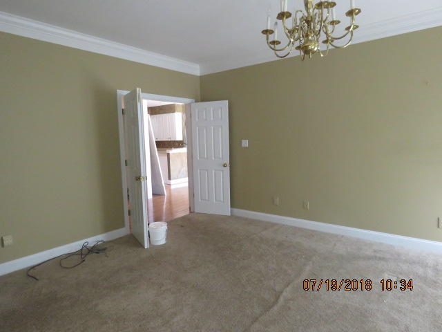 107 Rutherford Court Clinton, TN 37716 - Photo 8 of 25 IMG_0017