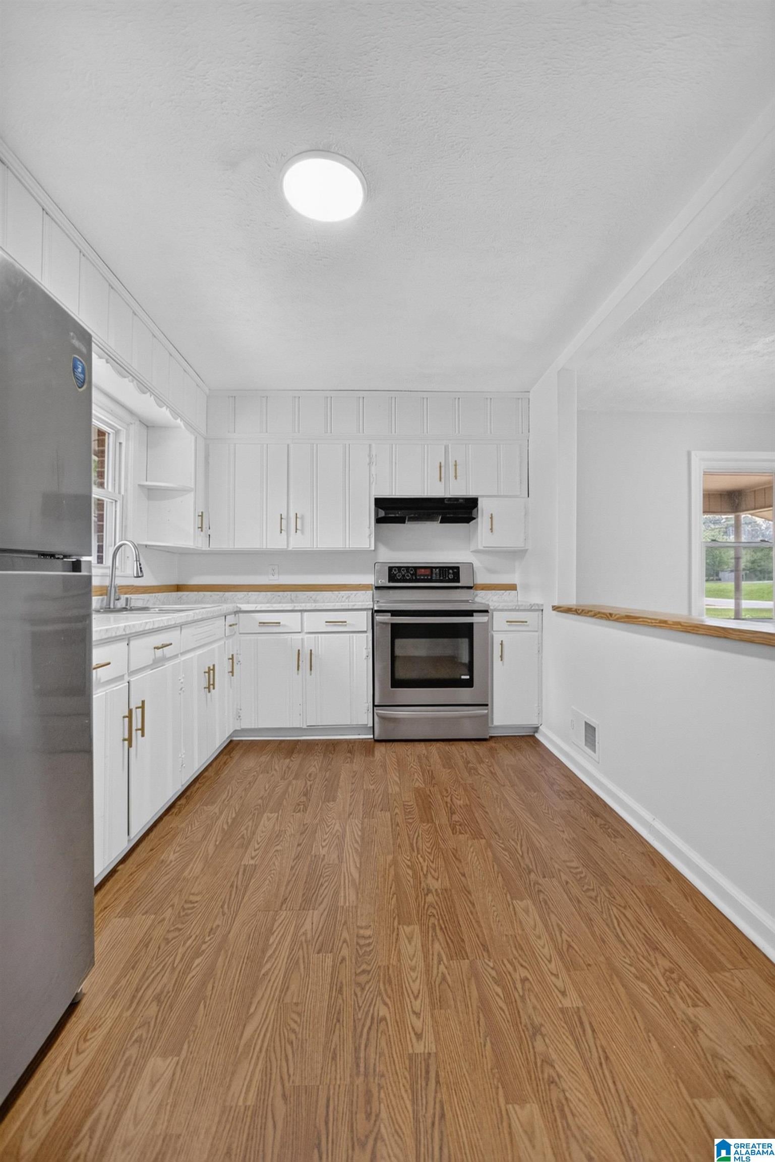 325 Glade Road East Anniston, AL 36206 - Photo 8 of 32 Gallery Image 8