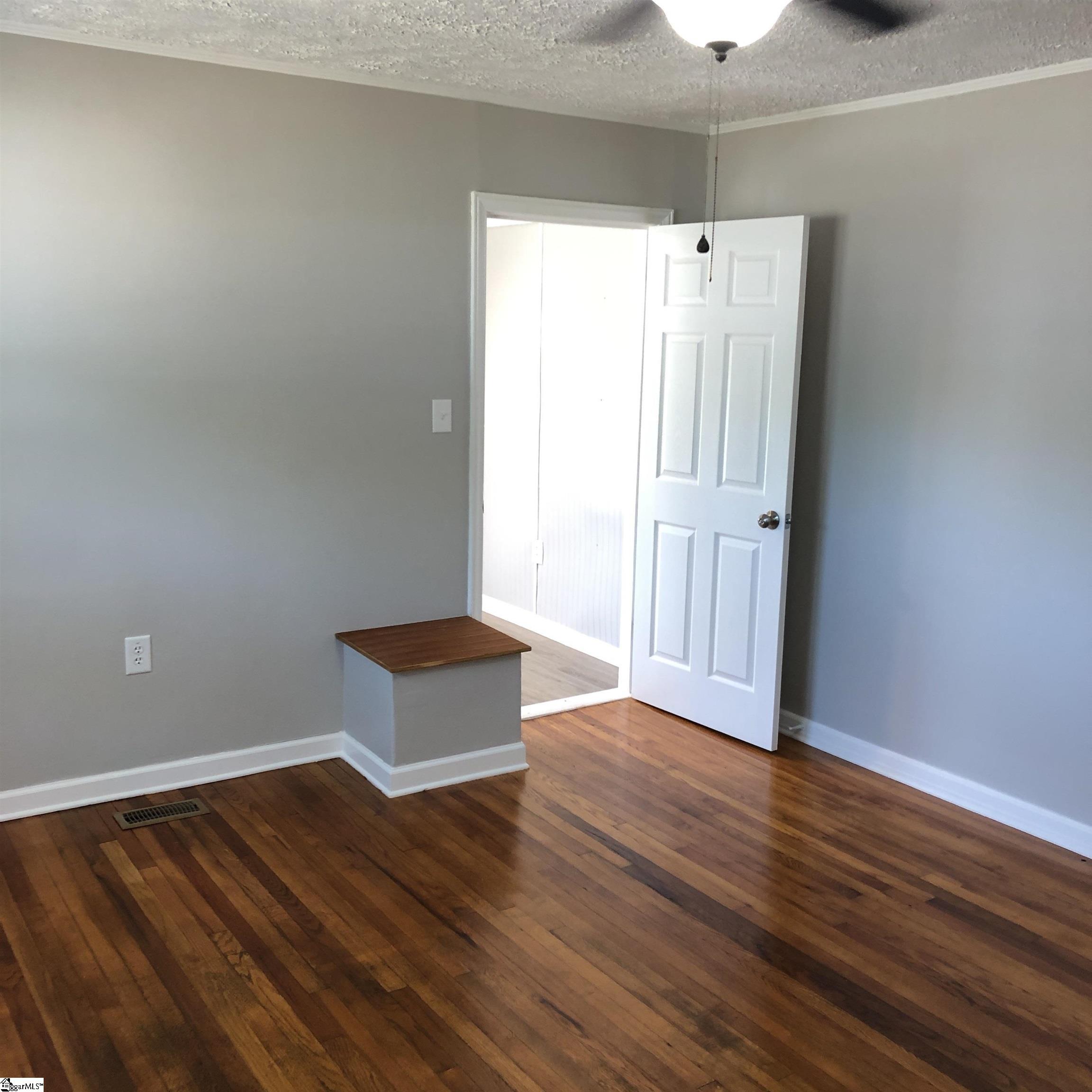 603 Emma Street Anderson, SC 29626 - Photo 3 of 15 Gallery Image 3