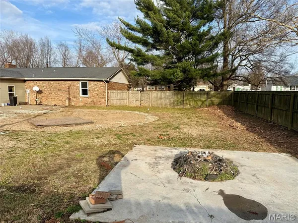 $255,000 | 209 Aletha Drive, Sikeston, MO 63801