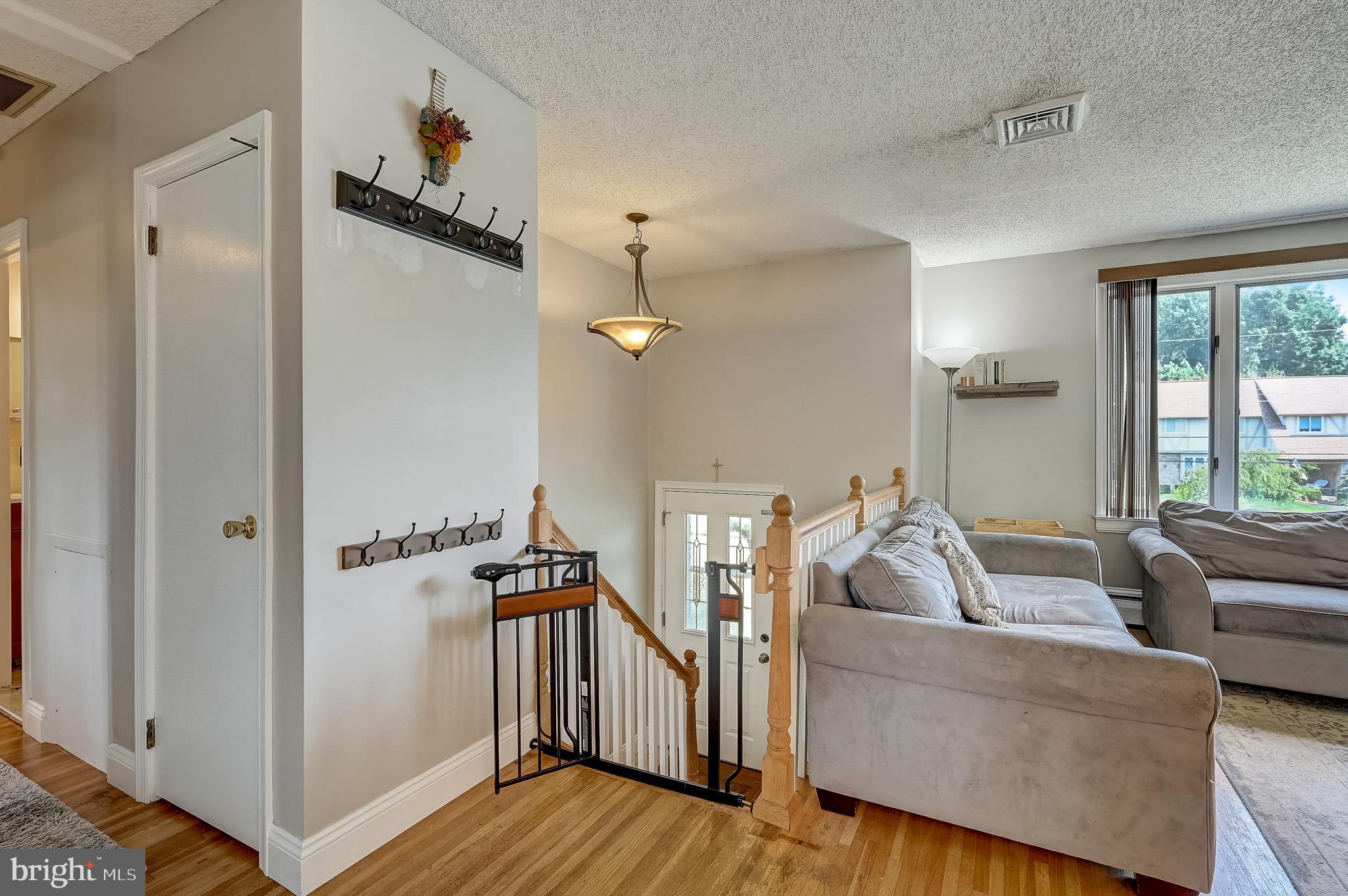 888 Stallion Road Warrington, PA 18976 - Photo 5 of 42 Gallery Image 5