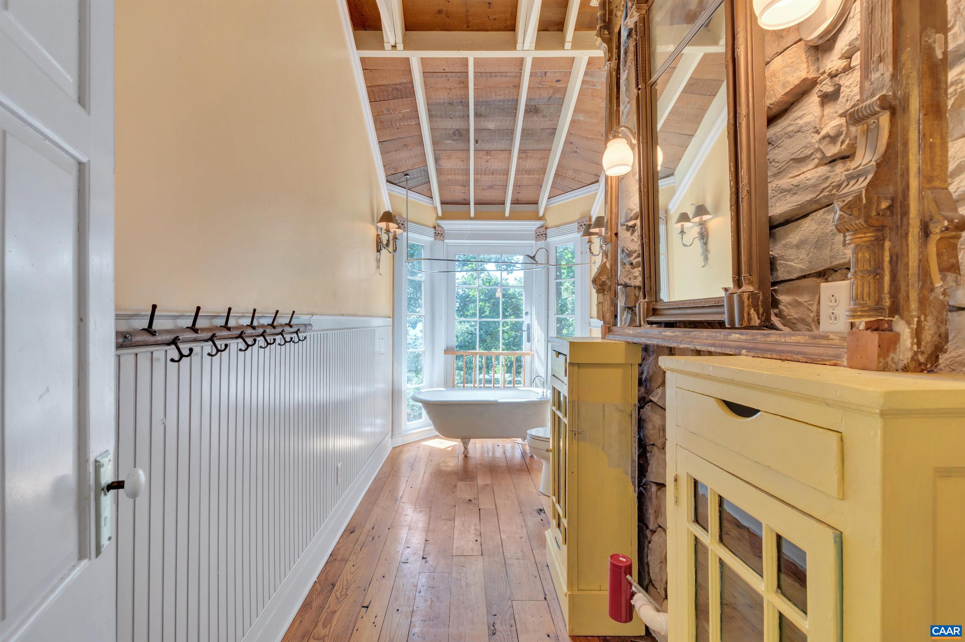 2236 White Hall Road Crozet, VA 22932 - Photo 33 of 60 Gallery Image 33