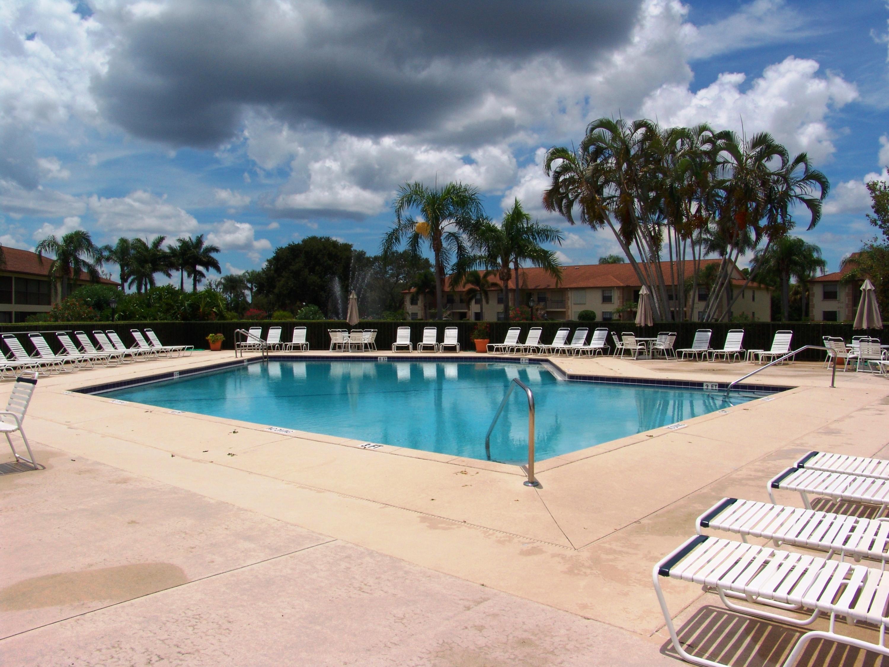 1502 Pinecrest Circle, Unit F Jupiter, FL 33458 - Photo 23 of 27 DSC07911