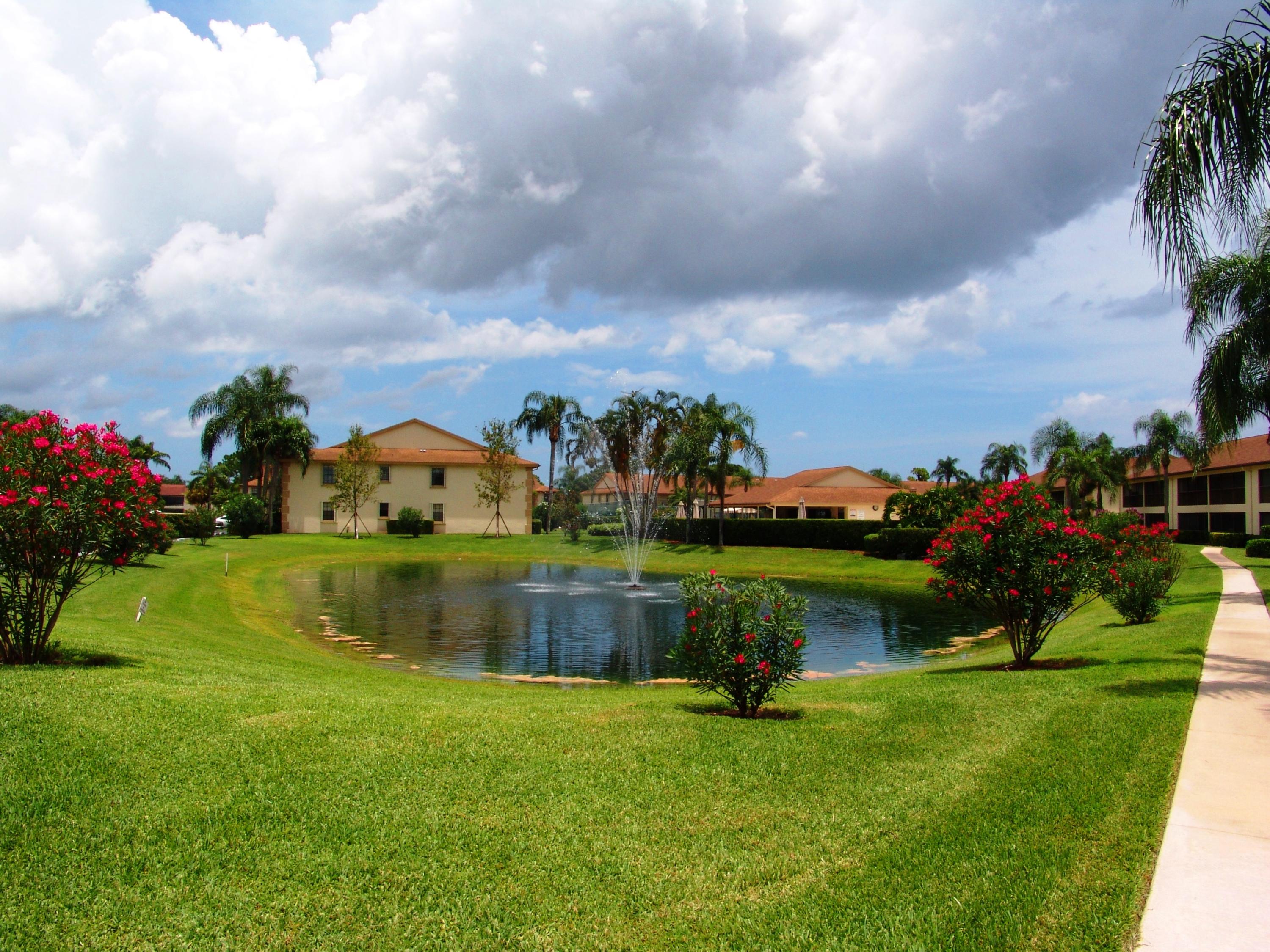1502 Pinecrest Circle, Unit F Jupiter, FL 33458 - Photo 4 of 27 DSC07909