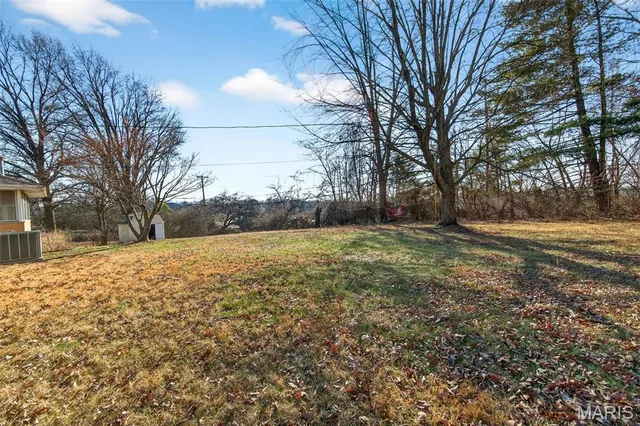 $200,000 | 62 Harneywold Drive, St. Louis, MO 63136