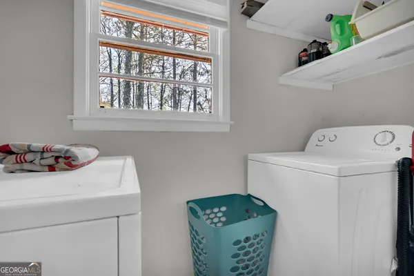 $215,000 | 39 Meadowbrook Drive, Toccoa, GA 30577