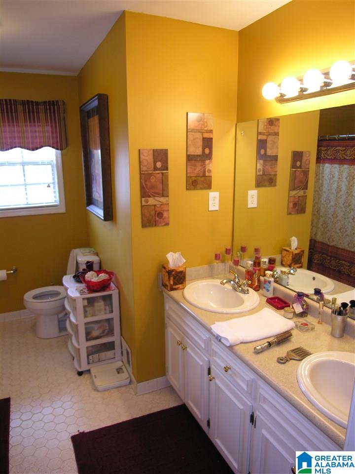 527 Edgeknoll Lane Birmingham, AL 35209 - Photo 20 of 30