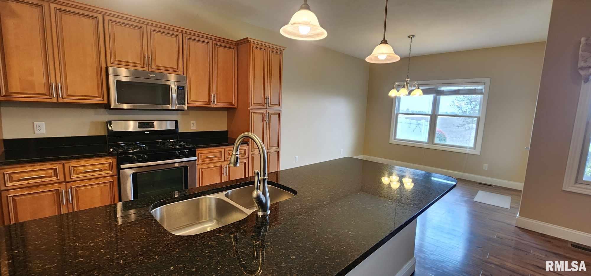 2702 Johnathan Place Springfield, IL 62711 - Photo 11 of 38