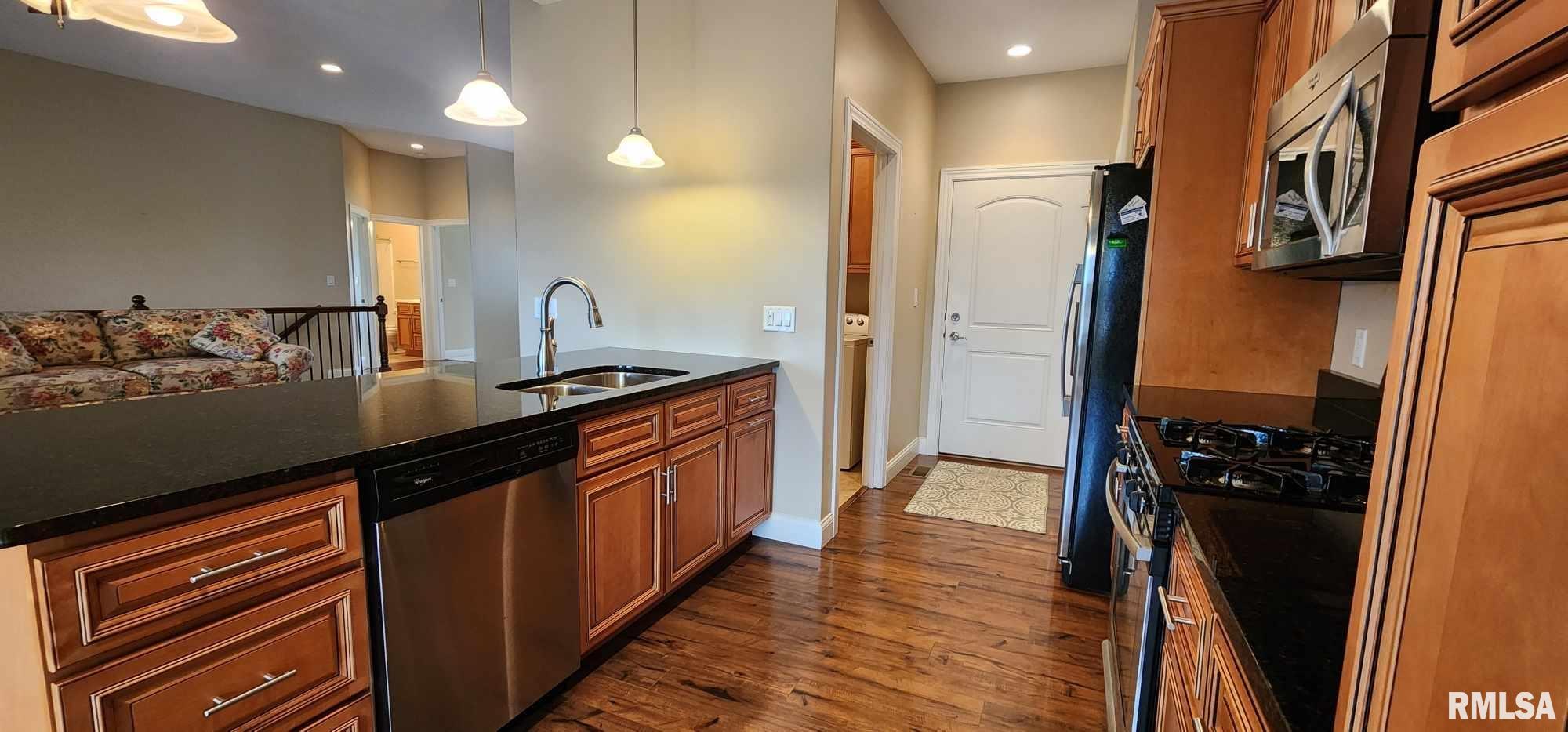 2702 Johnathan Place Springfield, IL 62711 - Photo 13 of 38