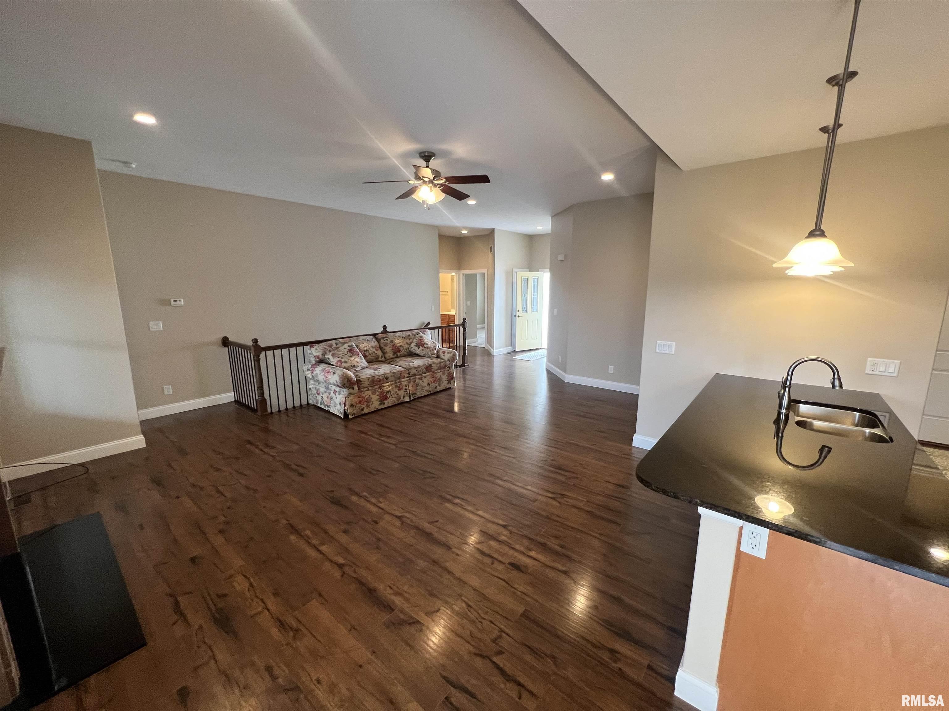 2702 Johnathan Place Springfield, IL 62711 - Photo 15 of 38