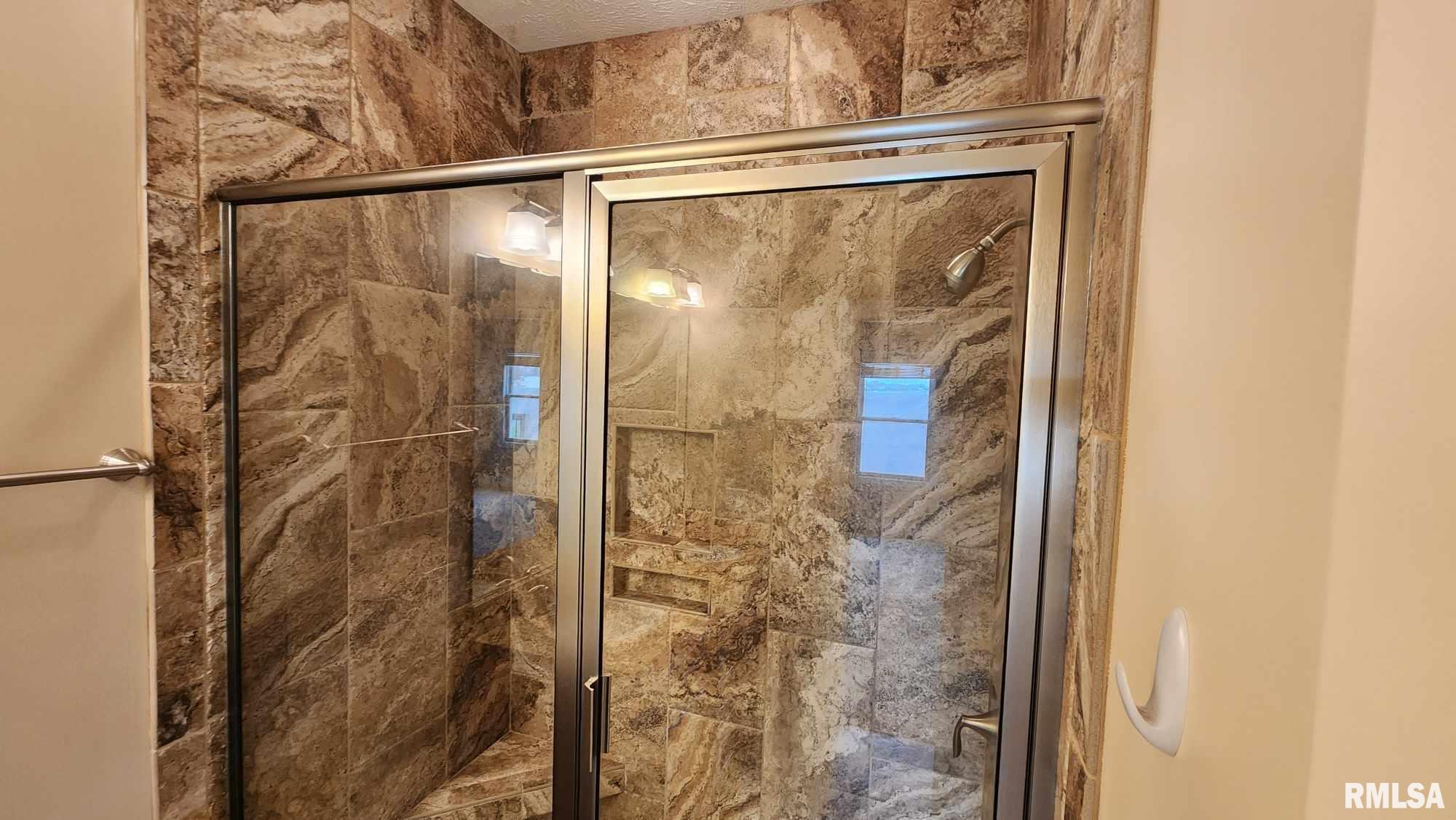 2702 Johnathan Place Springfield, IL 62711 - Photo 20 of 38