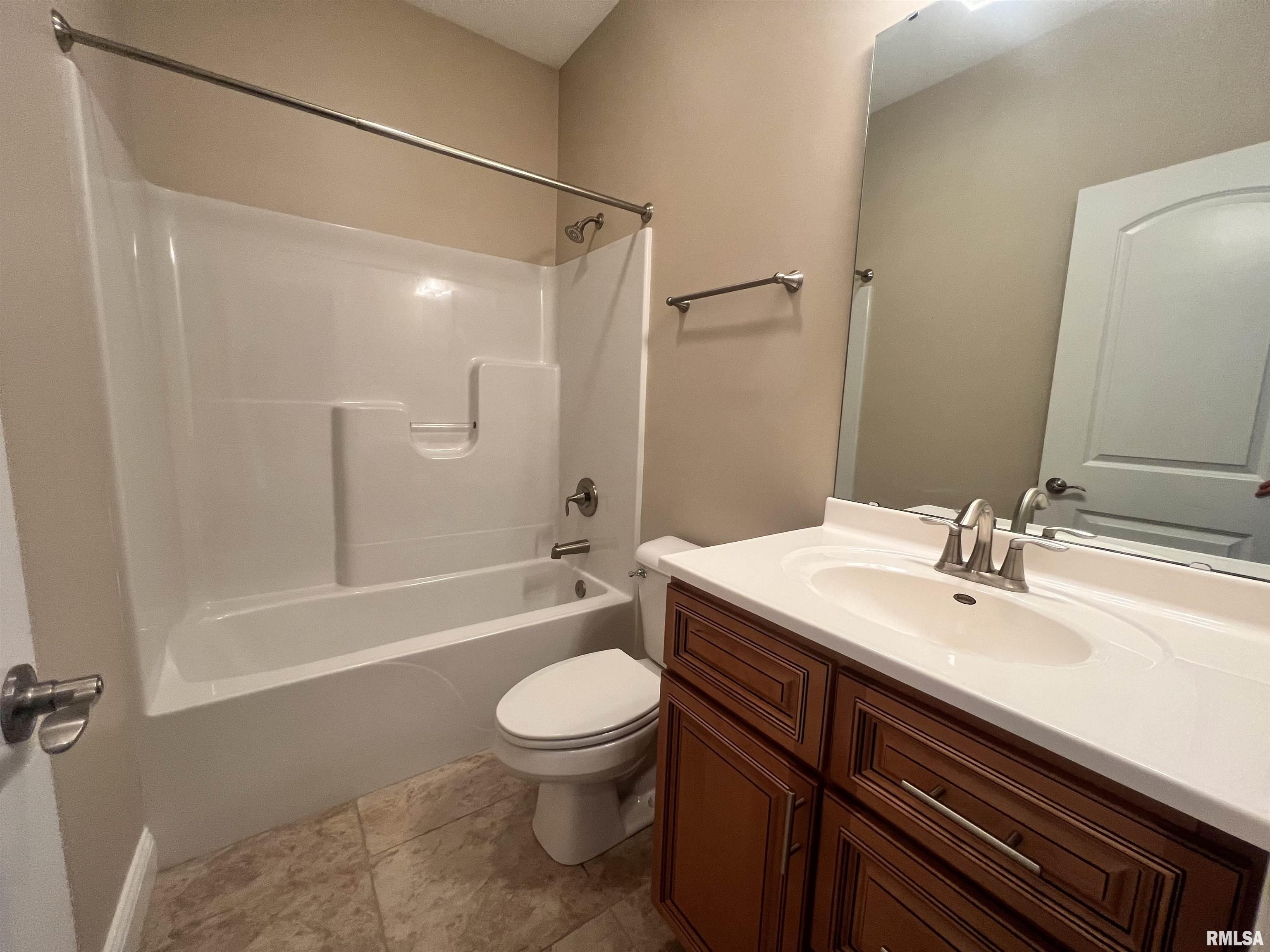 2702 Johnathan Place Springfield, IL 62711 - Photo 24 of 38