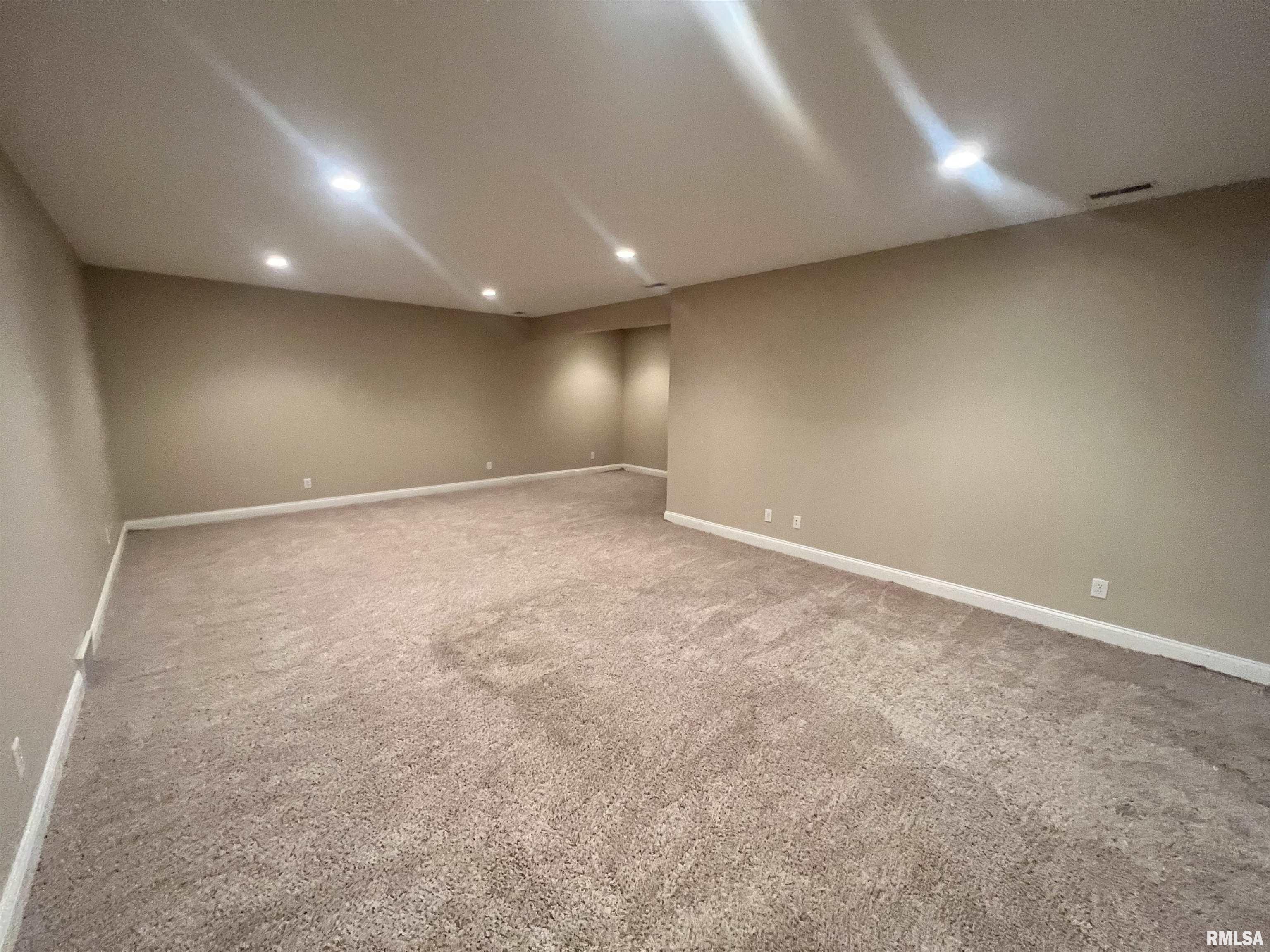 2702 Johnathan Place Springfield, IL 62711 - Photo 28 of 38