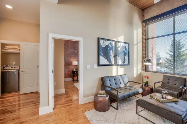 $2,185 | 222 West Street, Unit A203, Keene, NH 03431