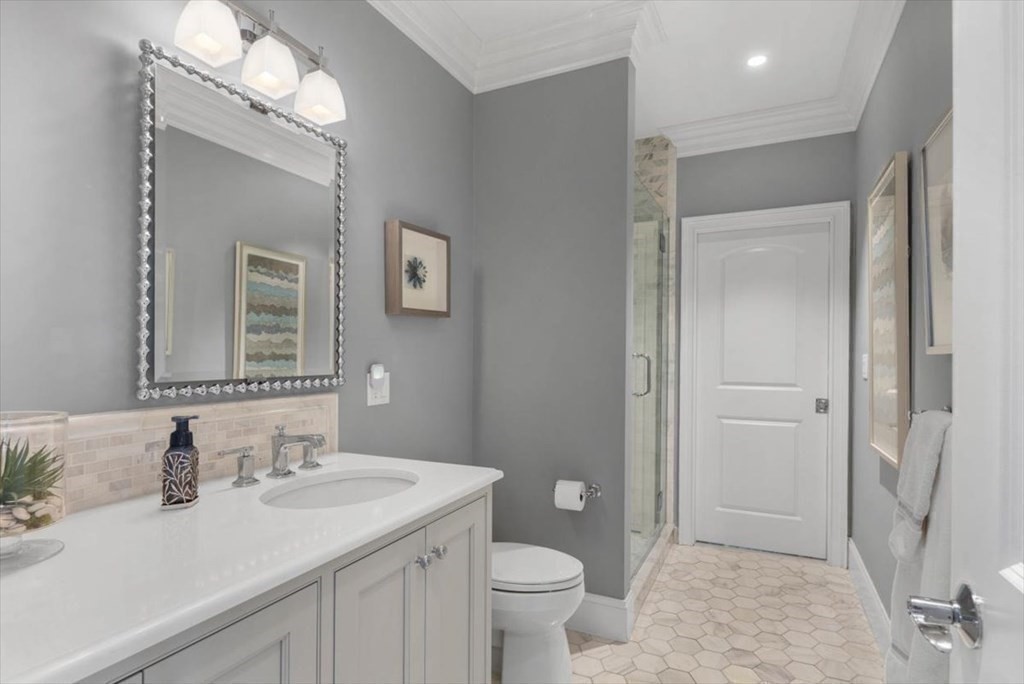94 Crabtree Road Quincy, MA 02171 - Photo 15 of 42 Gallery Image 15
