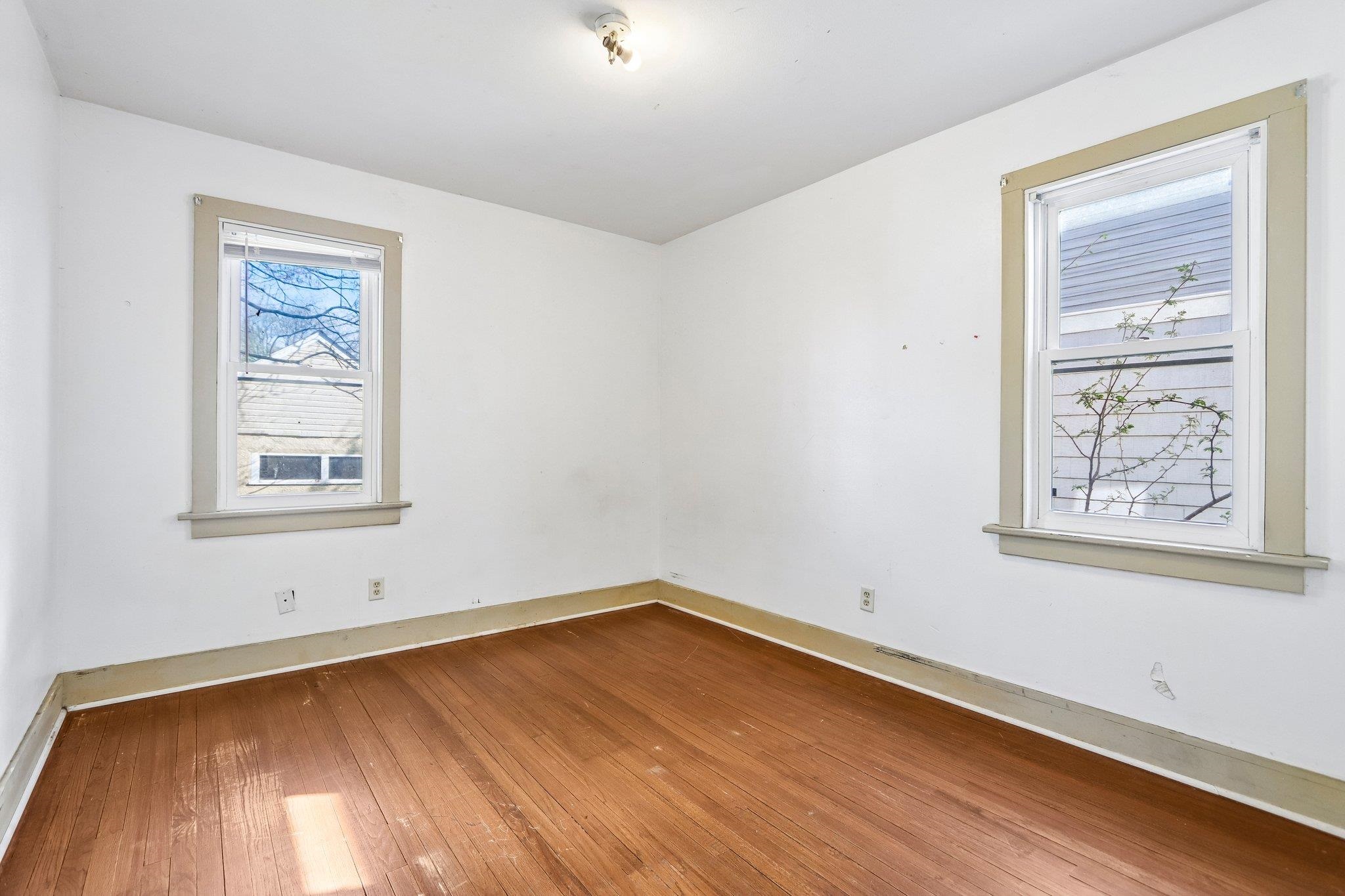 2129 East Johnson Street Madison, WI 53704 - Photo 15 of 42