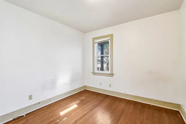 $285,000 | 2129 East Johnson Street, Madison, WI 53704