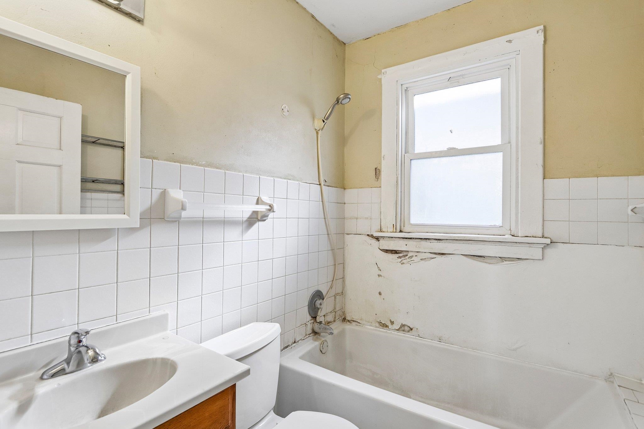 2129 East Johnson Street Madison, WI 53704 - Photo 19 of 42