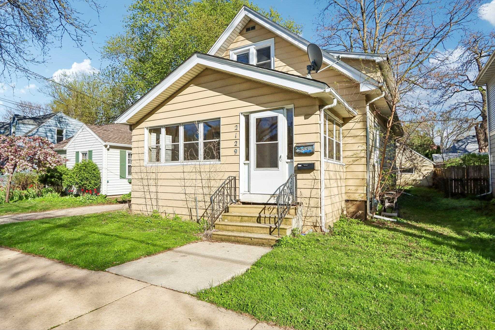 2129 East Johnson Street Madison, WI 53704 - Photo 2 of 42