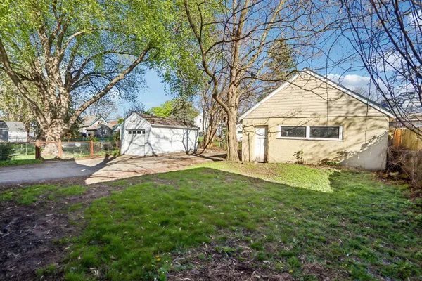 $285,000 | 2129 East Johnson Street, Madison, WI 53704