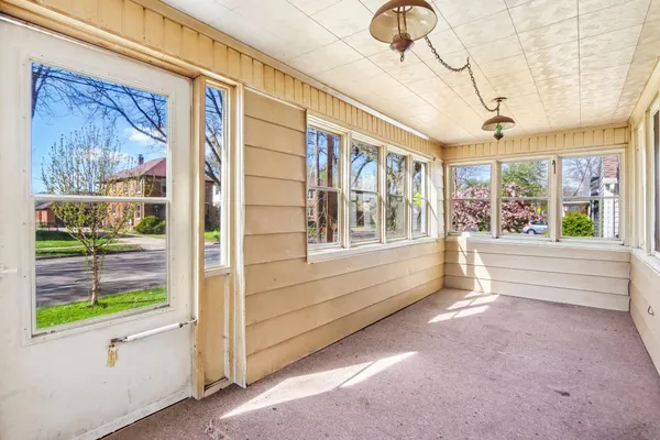 $285,000 | 2129 East Johnson Street, Madison, WI 53704