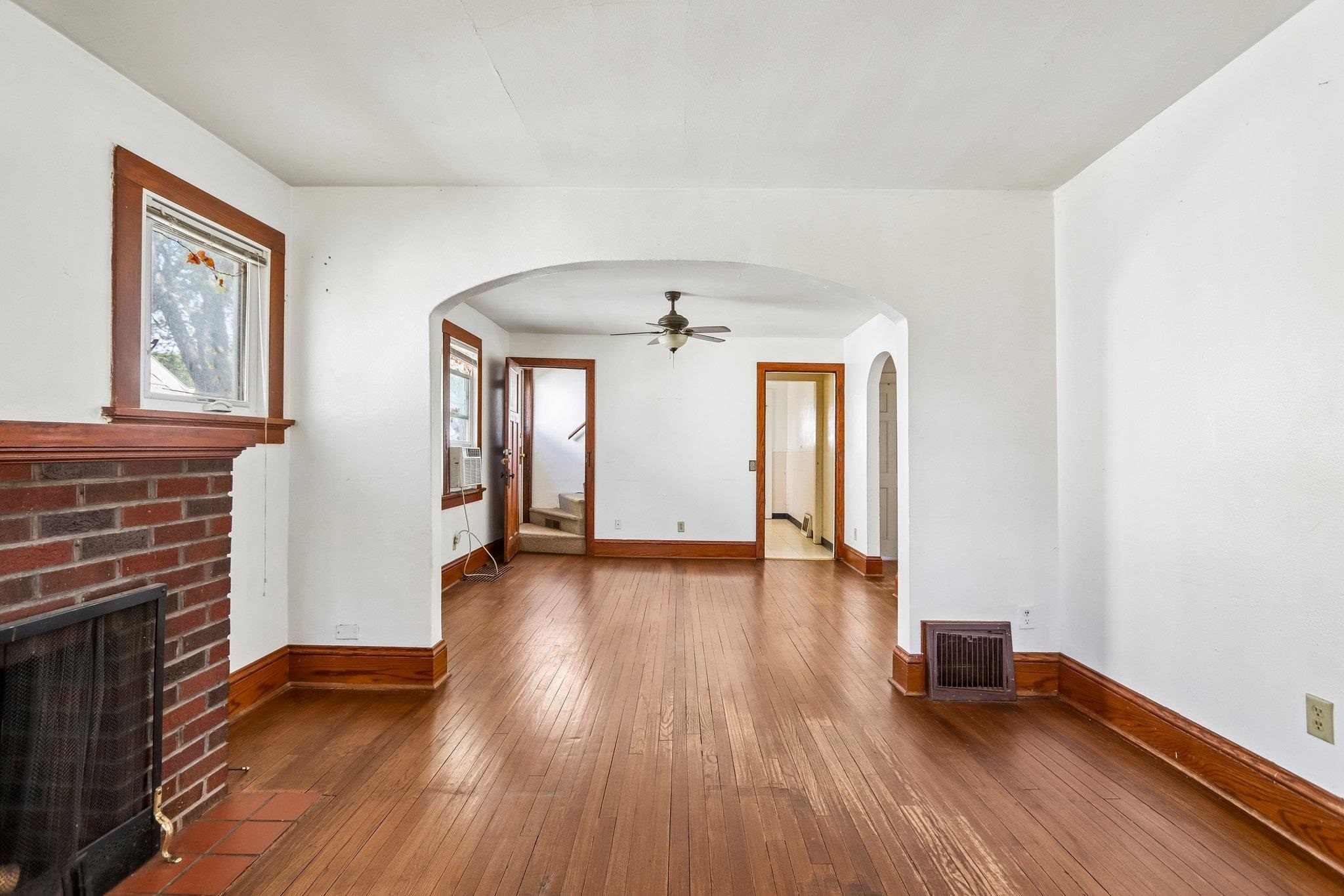 2129 East Johnson Street Madison, WI 53704 - Photo 8 of 42