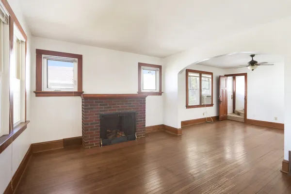 $285,000 | 2129 East Johnson Street, Madison, WI 53704