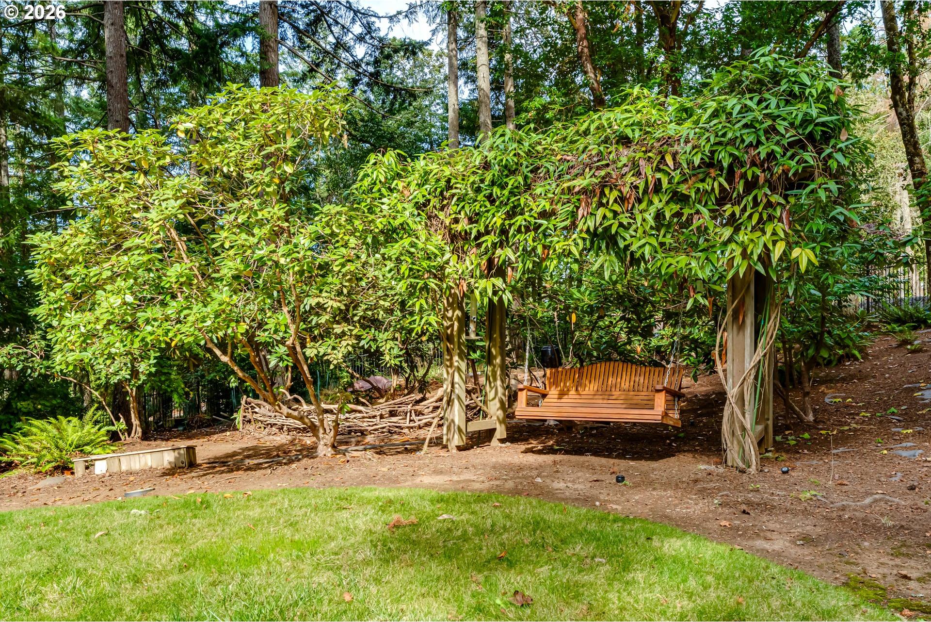 3815 Spring Boulevard Eugene, OR 97405 - Photo 8 of 48 Gallery Image 8