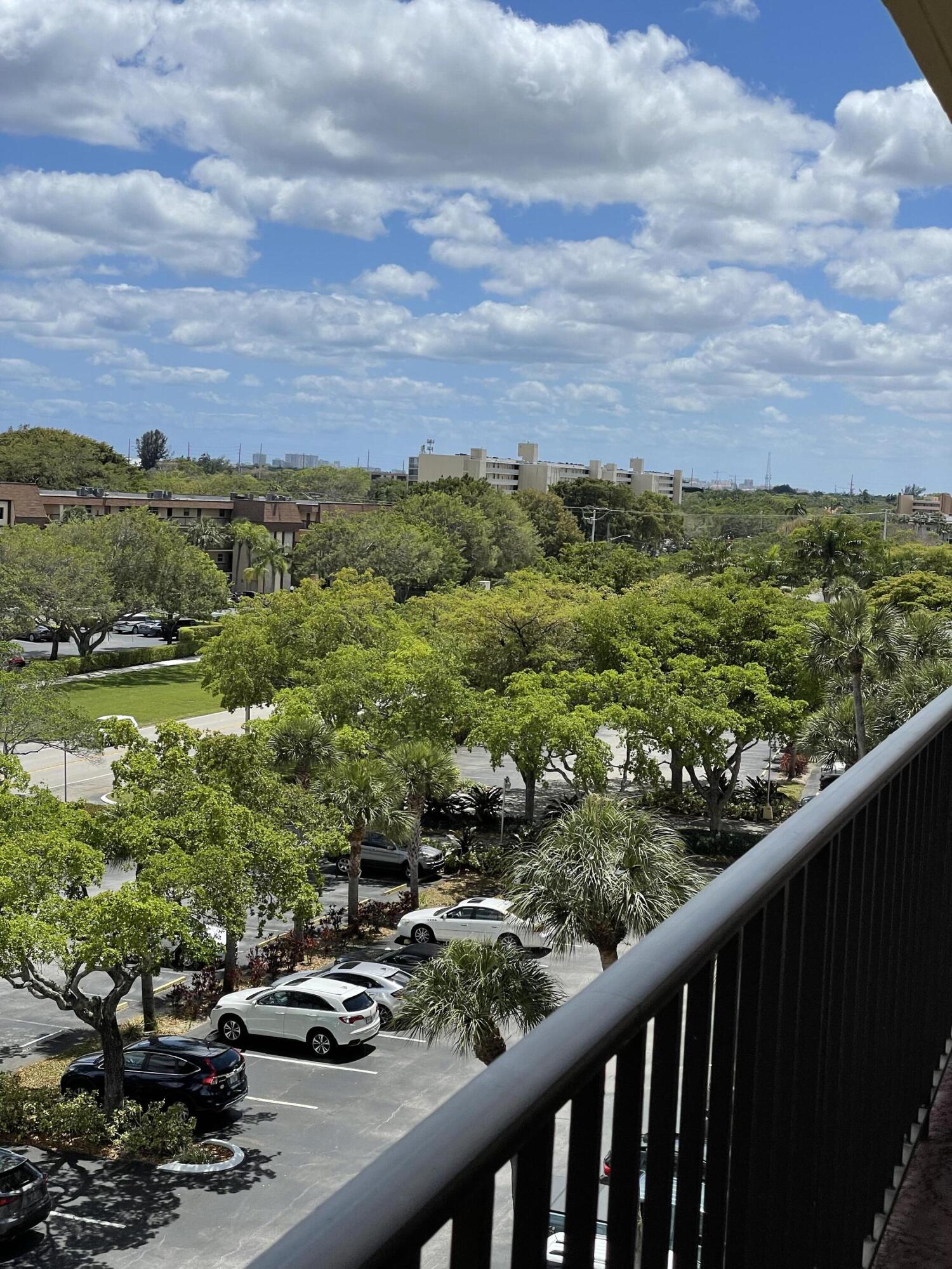 6161 Northwest 2nd Avenue, Unit 615 Boca Raton, FL 33487 - Photo 3 of 18 IMG_3210