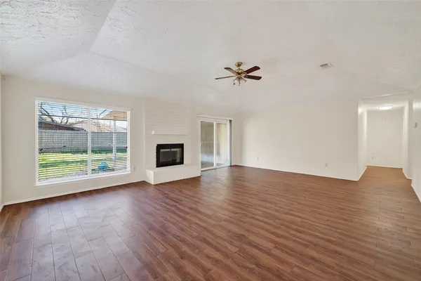 $1,875 | 15811 Pfeiffer Drive, Houston, TX 77082