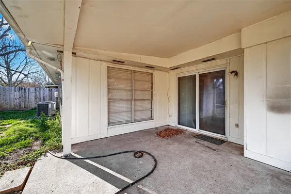 $1,875 | 15811 Pfeiffer Drive, Houston, TX 77082