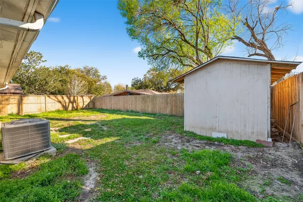 $1,875 | 15811 Pfeiffer Drive, Houston, TX 77082