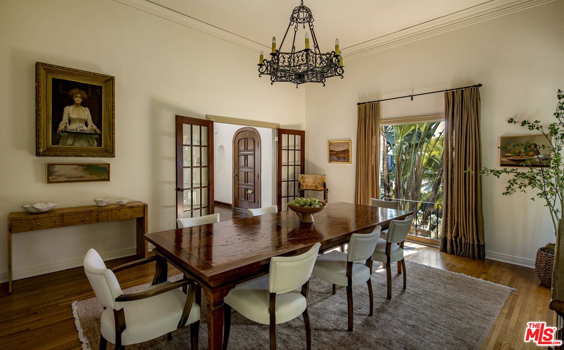 2250 North Berendo Street Los Angeles, CA 90027 - Photo 14 of 64