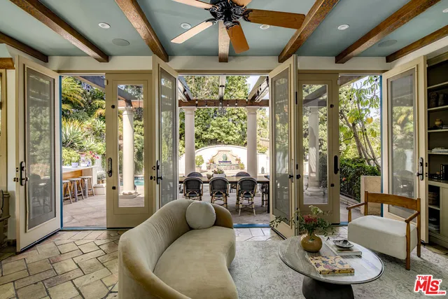 $6,297,000 | 2250 North Berendo Street, Los Angeles, CA 90027