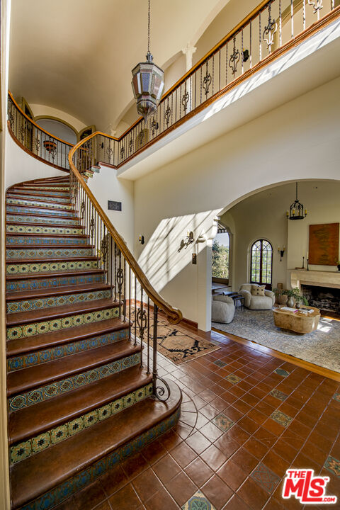 2250 North Berendo Street Los Angeles, CA 90027 - Photo 26 of 64