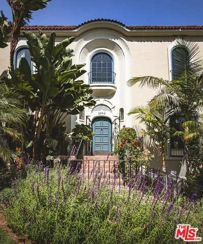 $6,297,000 | 2250 North Berendo Street, Los Angeles, CA 90027