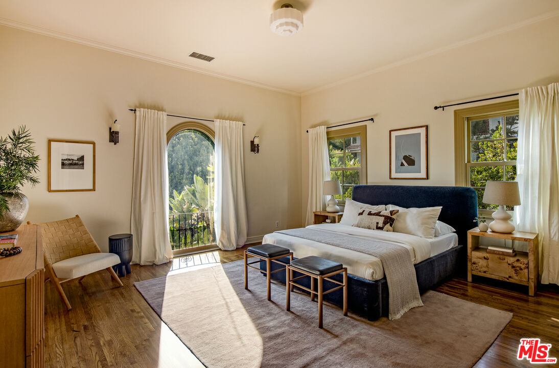 2250 North Berendo Street Los Angeles, CA 90027 - Photo 36 of 64