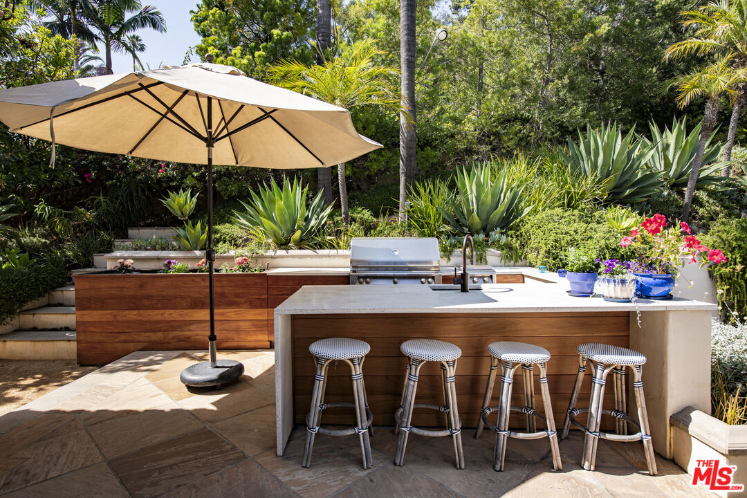 2250 North Berendo Street Los Angeles, CA 90027 - Photo 52 of 64