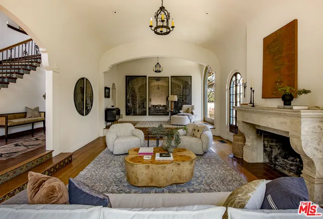 $6,297,000 | 2250 North Berendo Street, Los Angeles, CA 90027